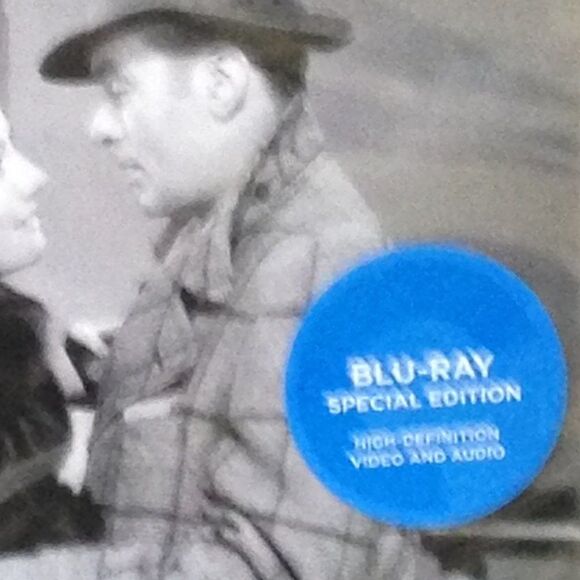 Love Affair DVD Blu-Ray Special Edition NWT (Still in Shrinkwrap) - Picture 4 of 4